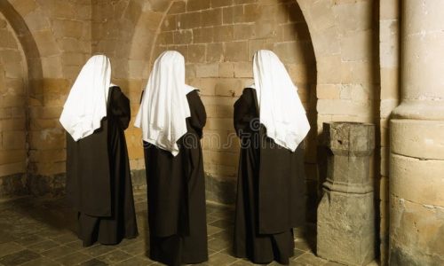 monjas-en-convento-medieval-2889